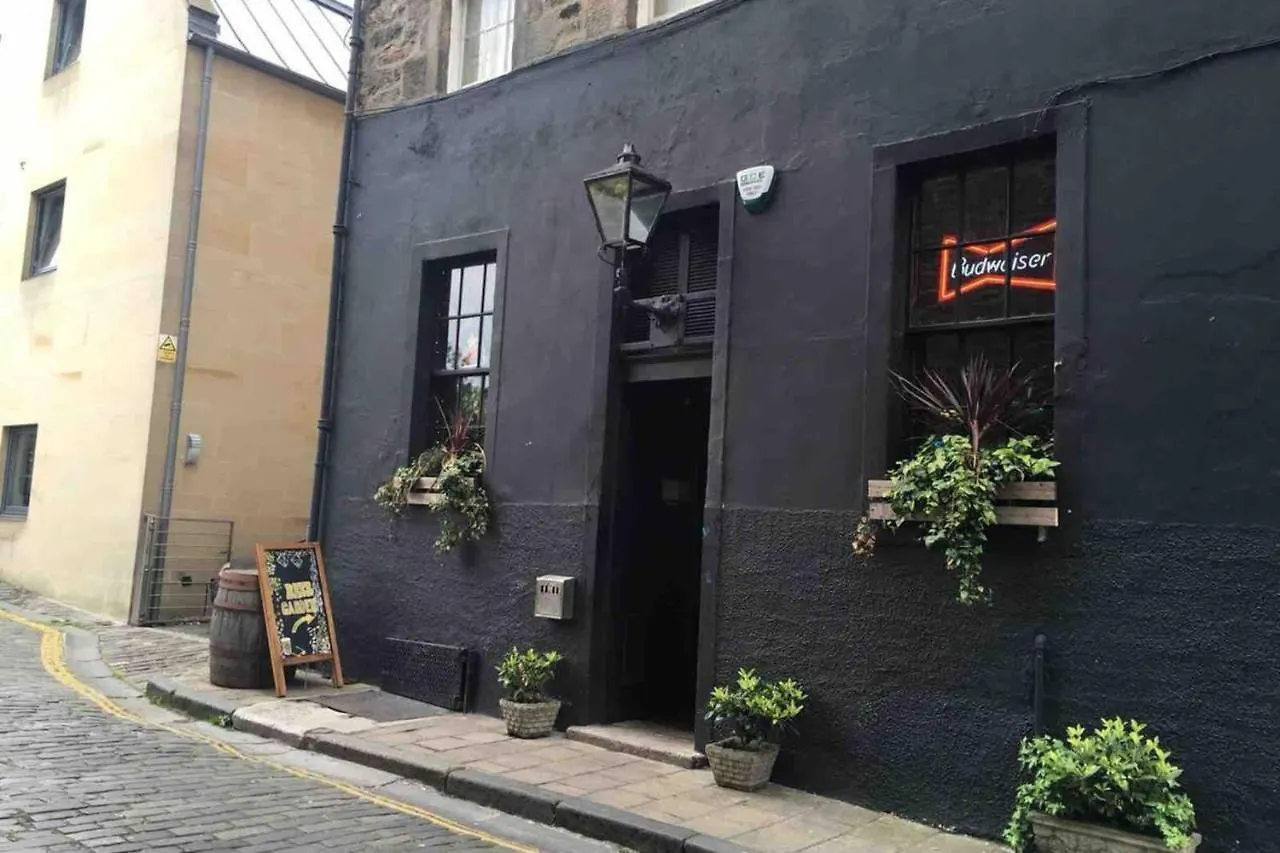 Central Edinburgh With Private Entrance & Patio Großbritannien