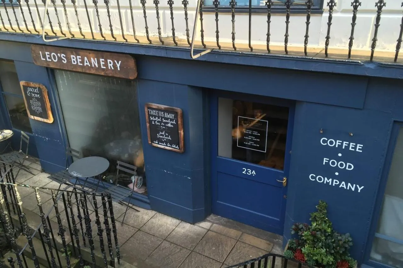 Apartment Central Edinburgh With Private Entrance & Patio
